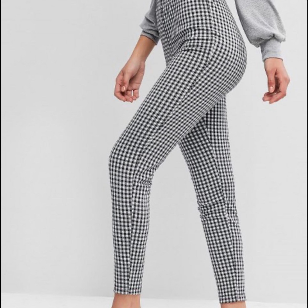 Plaid High Waisted Skinny Leggings!